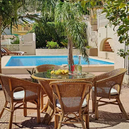 Fiorida Villa *